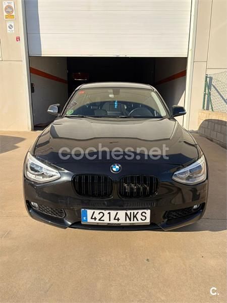 Usado BMW 118 Sport Line 170 CV (125 kW) 2011 Negro Utilitario