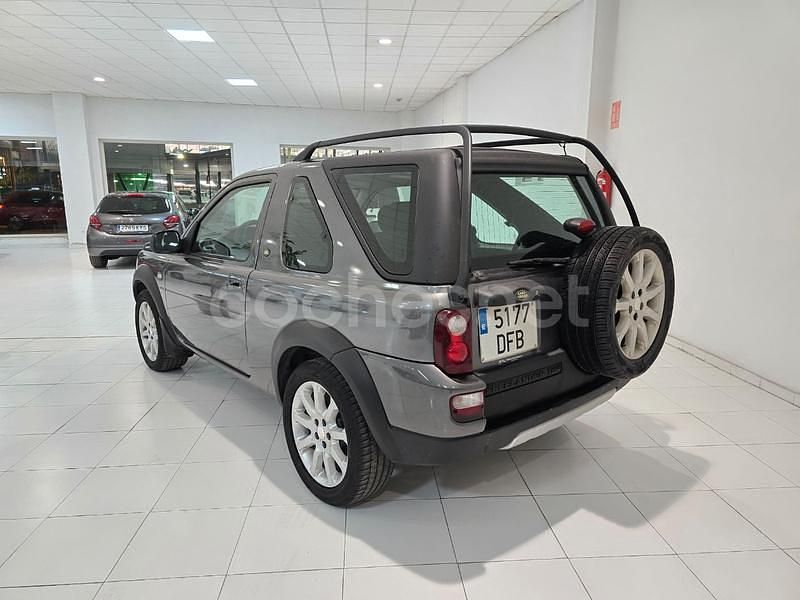 Usado Land Rover Freelander 112 CV (82 kW) 2004 Gris / plata SUV