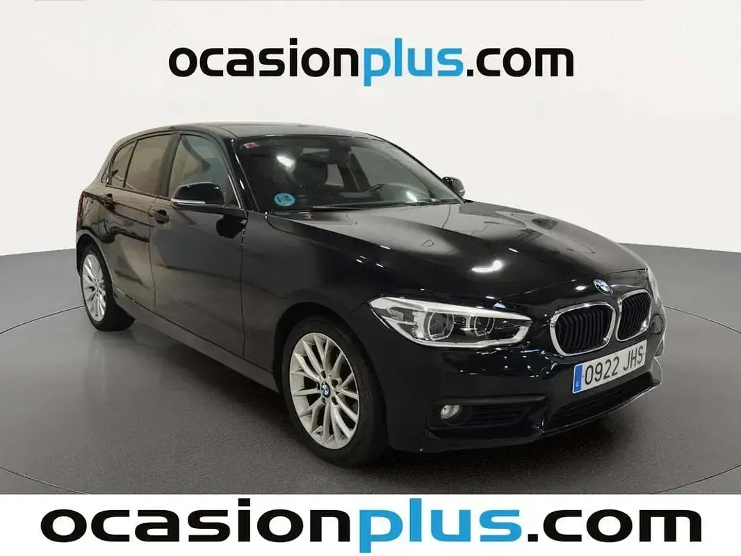 Usado BMW 118 150 CV (110 kW) 2015 Negro Utilitario