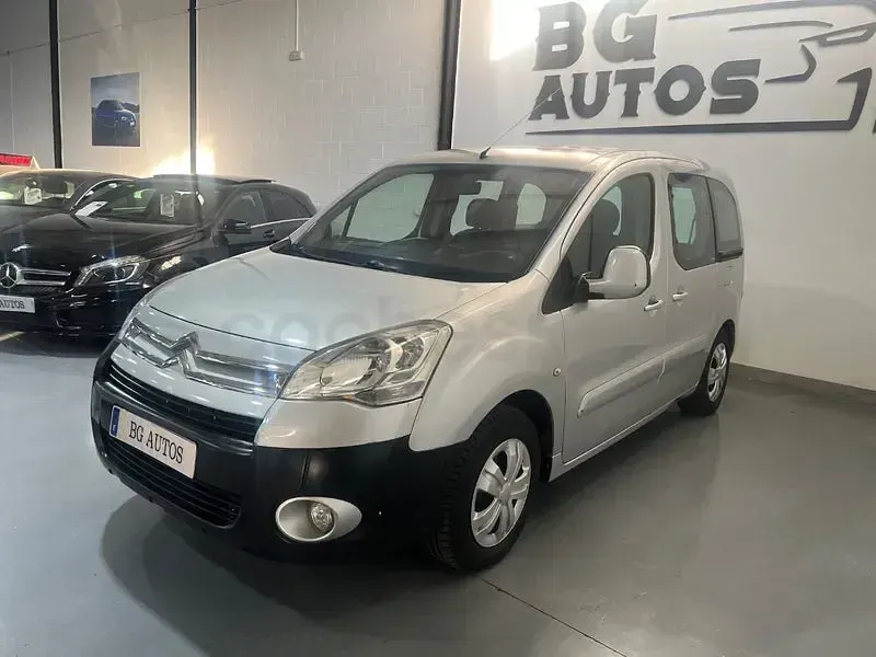 Usado Citroën e-Berlingo 90 CV (66 kW) 2010 Gris / plata Monovolumen