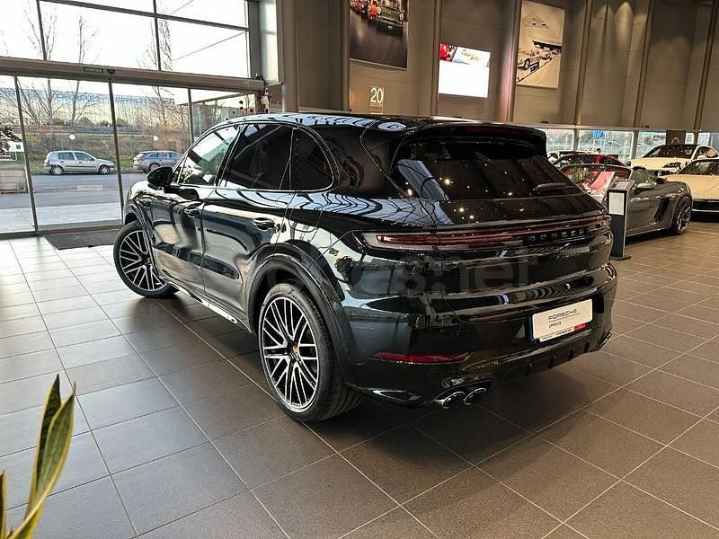 Usado Porsche Cayenne 470 CV (345 kW) 2025 Negro SUV