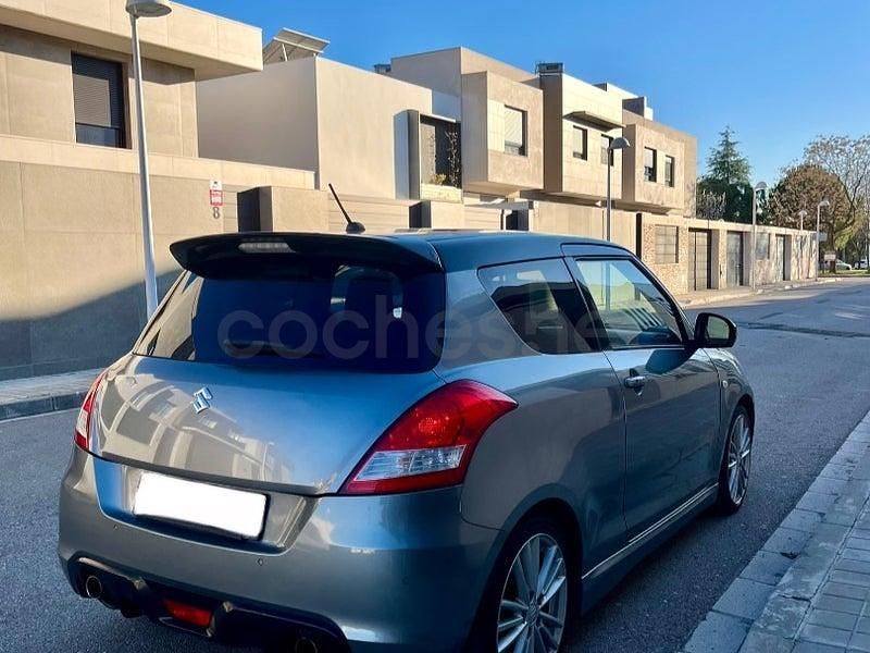 Usado Suzuki Swift Sport 136 CV (100 kW) 2013 Gris / plata Utilitario
