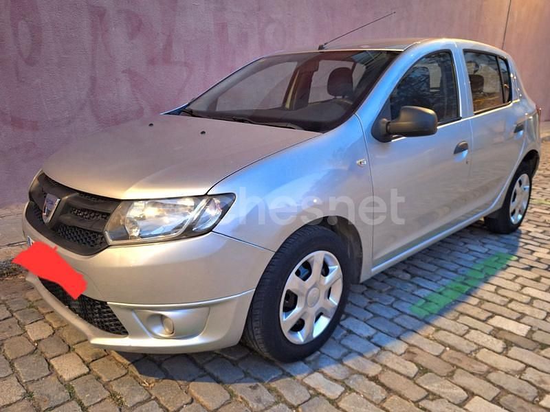 Gris / plata Usado 2015 Dacia Sandero Ambiance Berlina | 7250 € (Precio justo) - Imagen 1/4