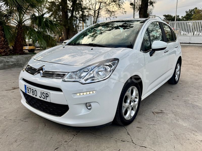 Blanco Usado 2017 Citroën C3 PureTech Utilitario | 6990 € (Buen precio) - Imagen 1/4