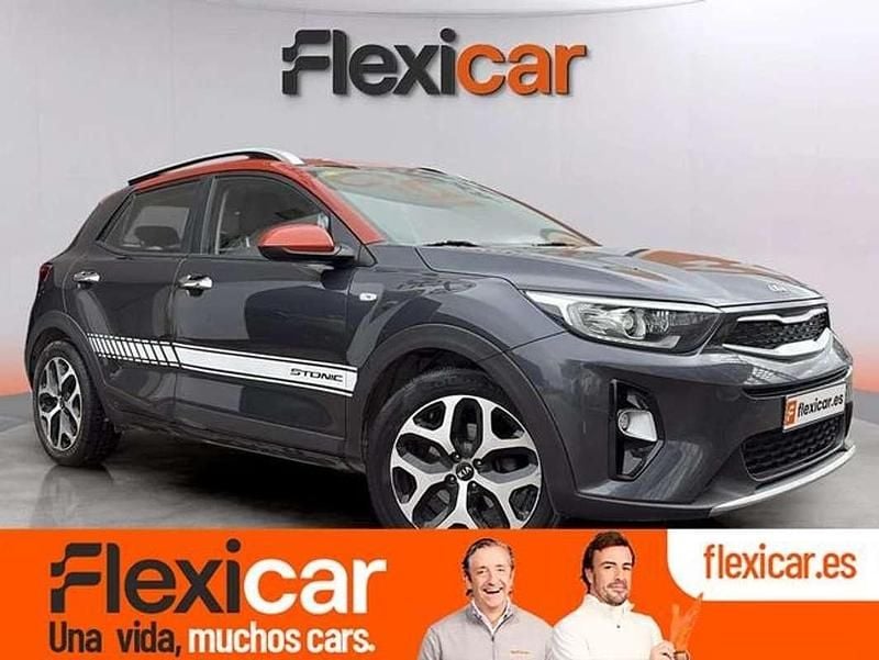 Usado Kia Stonic 84 CV (61 kW) 2018 Gris SUV