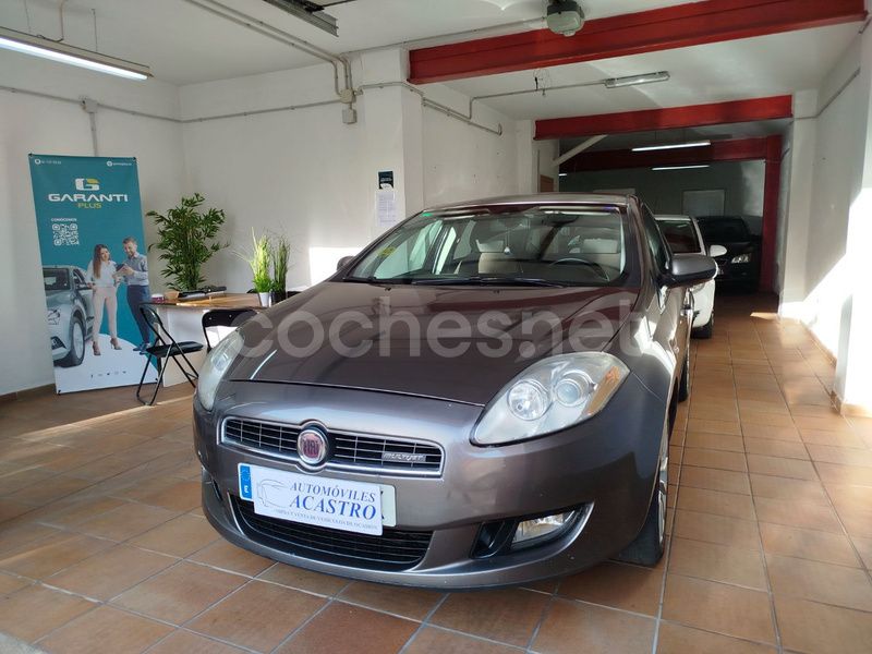 Marrón Usado 2008 Fiat Bravo Active Utilitario | 3490 € (Buen precio) - Imagen 1/4