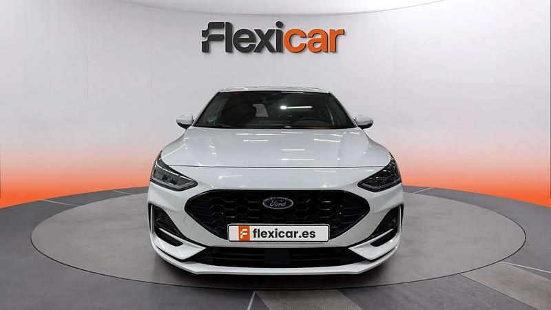 Usado Ford Focus ST-Line 125 CV (91 kW) 2023 Blanco Berlina