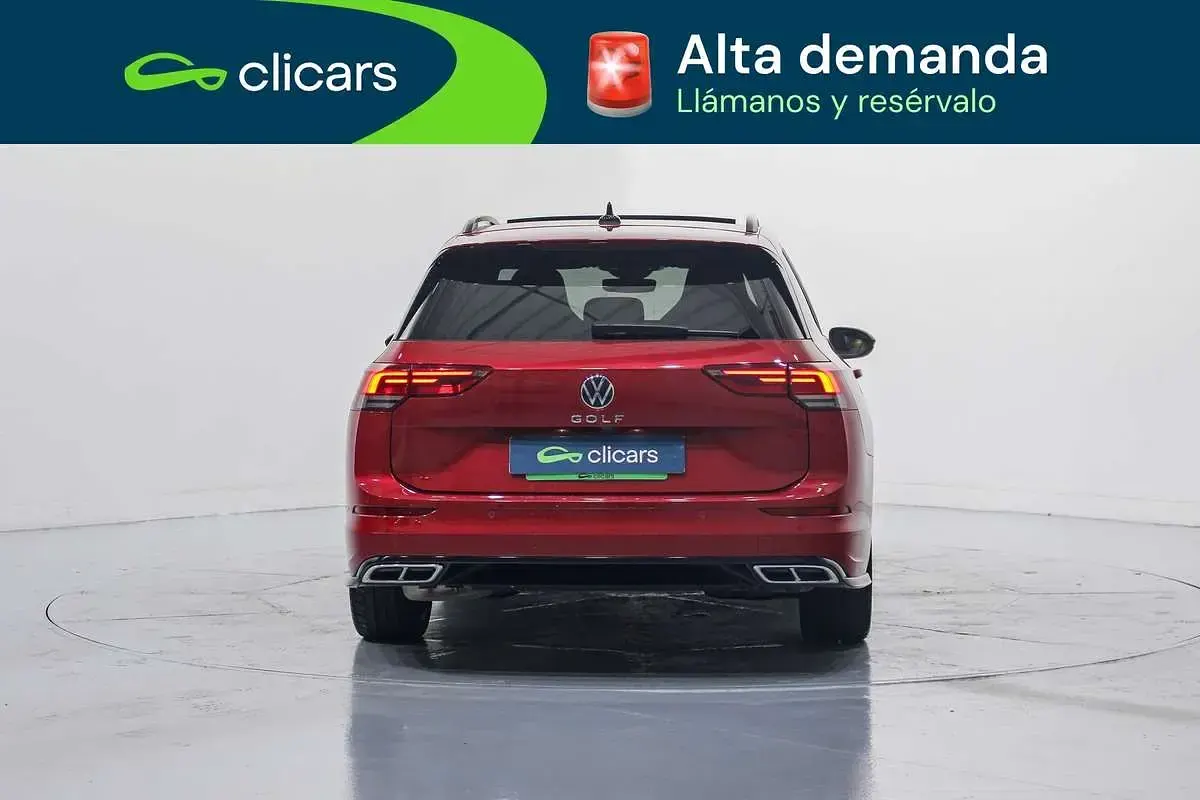 Usado VW Golf VII R-line 150 CV (110 kW) 2021 Rojo Utilitario
