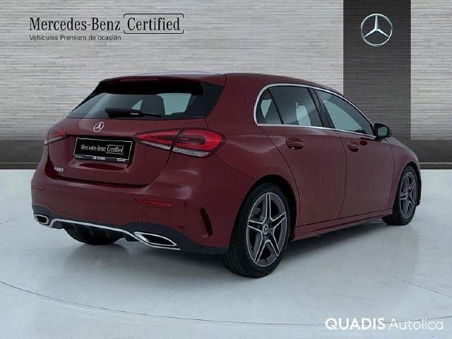 Usado Mercedes A180 136 CV (100 kW) 2021 Manufaktur rojo patagonia