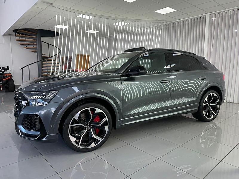 Usado Audi Q8 Ambiente 600 CV (441 kW) 2022 Gris SUV