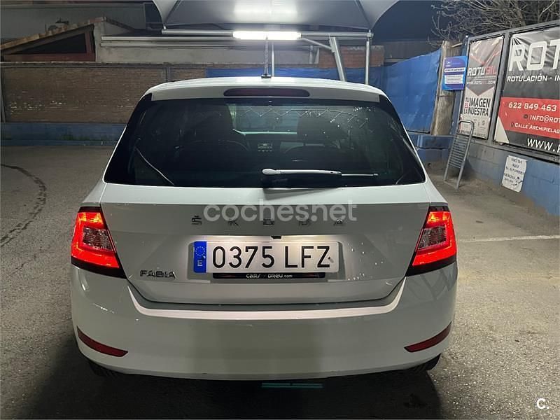 Usado Skoda Fabia 60 CV (44 kW) 2020 Blanco Berlina