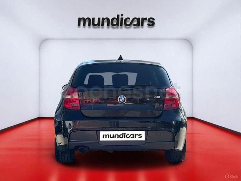 Usado BMW 118 143 CV (105 kW) 2010 Negro Utilitario