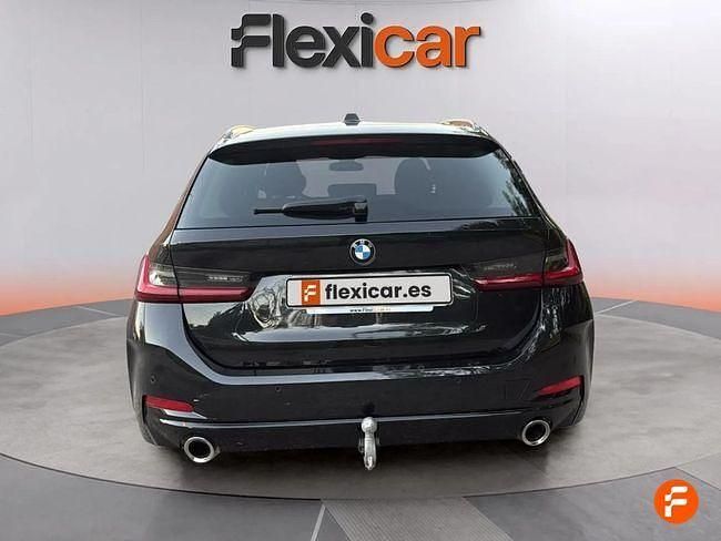 Usado BMW 320e 190 CV (139 kW) 2023 Gris / plata Familiar