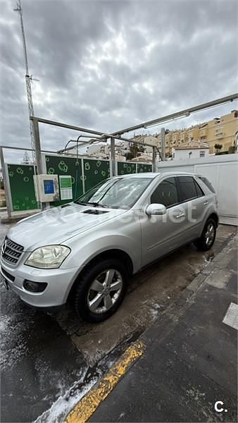 Usado Mercedes ML500 306 CV (225 kW) 2007 Gris / plata SUV