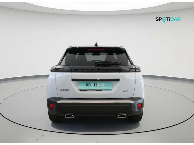 Usado Peugeot 2008 GT 130 CV (95 kW) 2023 Blanco SUV