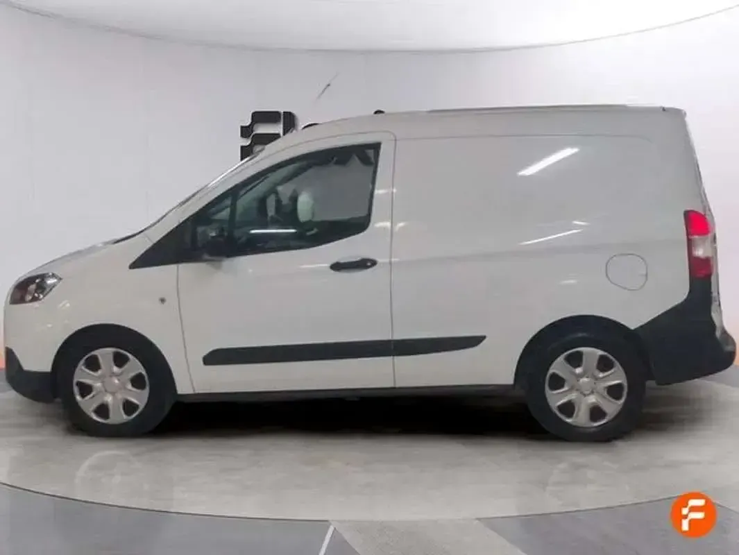Usado Ford Transit Trend 97 CV (71 kW) 2024 Blanco Van