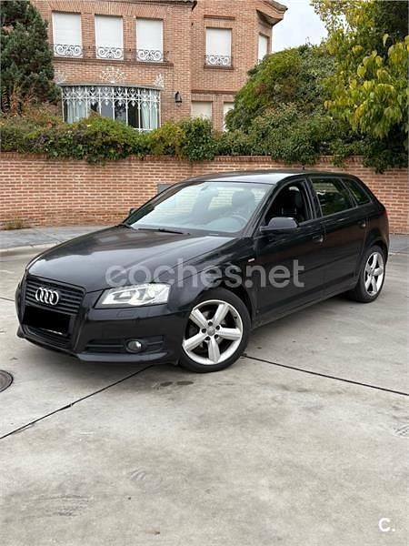 Negro Usado 2012 Audi A3 Ambition Berlina | 9500 € (Super precio) - Imagen 1/4