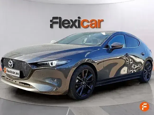 Usado Mazda 3 122 CV (89 kW) 2021 Gris / plata Berlina