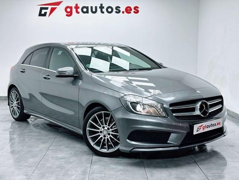 Usado Mercedes A200 AMG line 136 CV (100 kW) 2015 Gris / plata Berlina