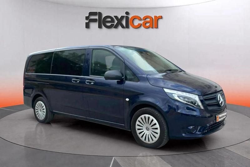Azul Usado 2022 Mercedes Vito Monovolumen | 34.690 € (Buen precio) - Imagen 1/4