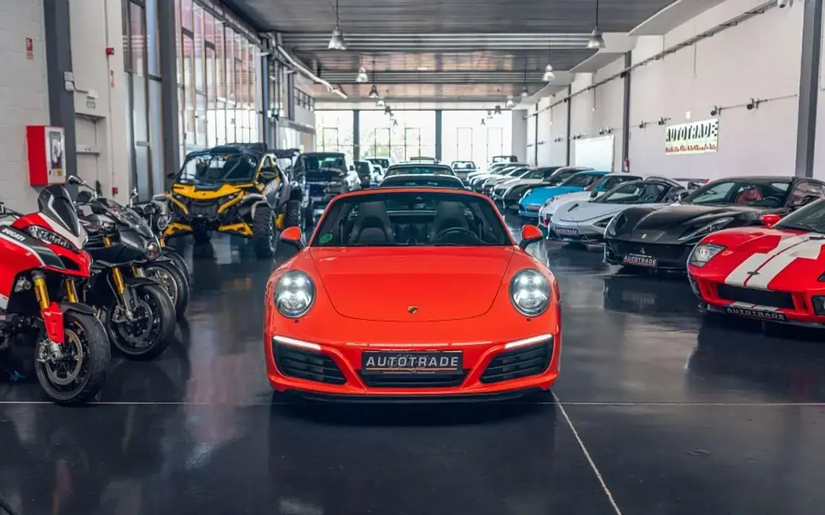 Usado Porsche 991 370 CV (272 kW) 2018 Naranja Coupe
