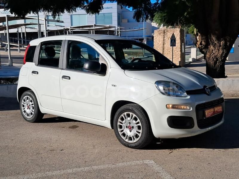 Usado Fiat Panda 70 CV (51 kW) 2022 Blanco Berlina