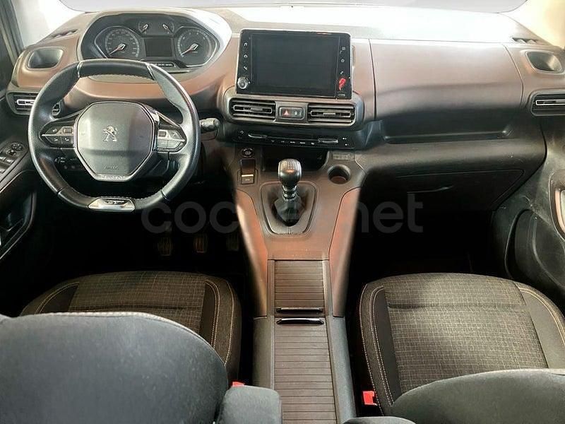 Usado Peugeot Rifter GT 130 CV (95 kW) 2021 Gris / plata Monovolumen