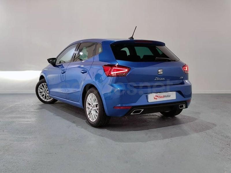 Usado Seat Ibiza FR 115 CV (84 kW) 2024 Azul Utilitario