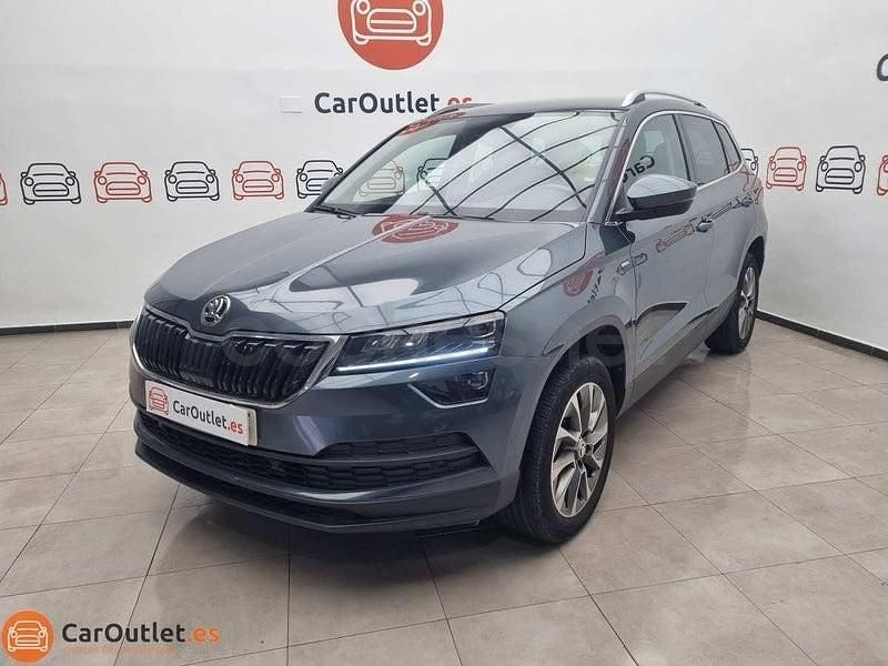 Usado Skoda Karoq Ambition 150 CV (110 kW) 2022 Gris / plata SUV