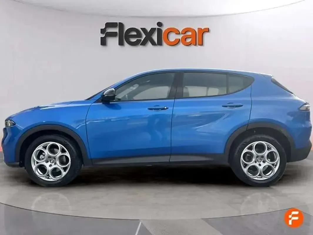 Usado Alfa Romeo Tonale Sprint 131 CV (96 kW) 2023 Azul SUV