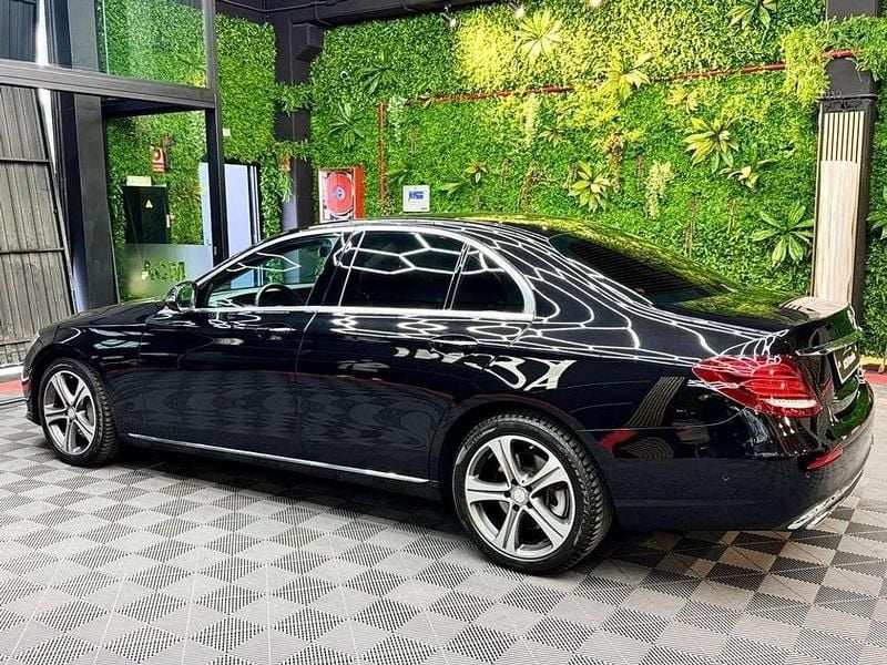 Usado Mercedes E350 Avantgarde 258 CV (189 kW) 2016 Negro Berlina