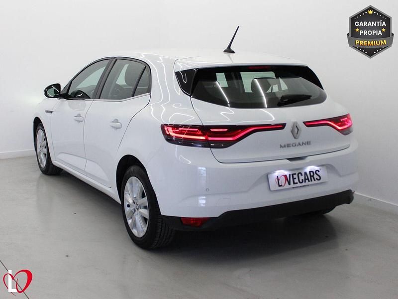 Usado Renault Mégane IV Business 115 CV (84 kW) 2023 Blanco Berlina