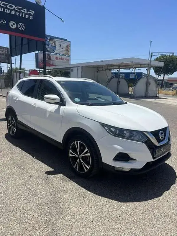 Usado Nissan Qashqai Acenta 150 CV (110 kW) 2020 Blanco SUV