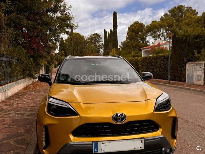 Amarillo Usado 2021 Toyota Yaris Cross Edition SUV | 23.200 € (Buen precio) - Imagen 1/4