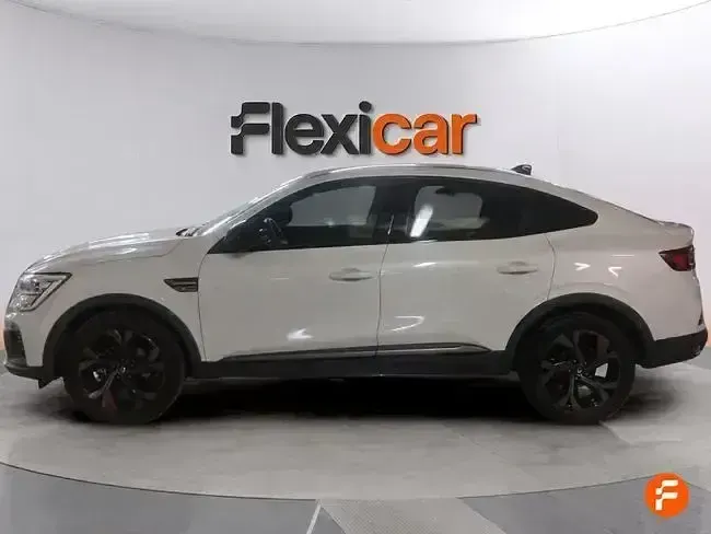 Usado Renault Arkana 145 CV (106 kW) 2022 Blanco SUV