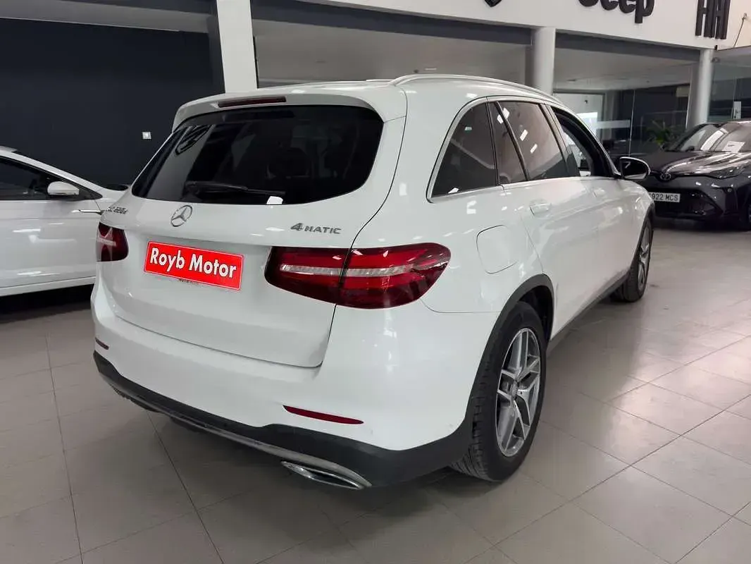 Usado Mercedes GLC250 204 CV (150 kW) 2016 Blanco SUV