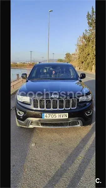 Usado Jeep Grand Cherokee Limited 190 CV (139 kW) 2014 Negro SUV