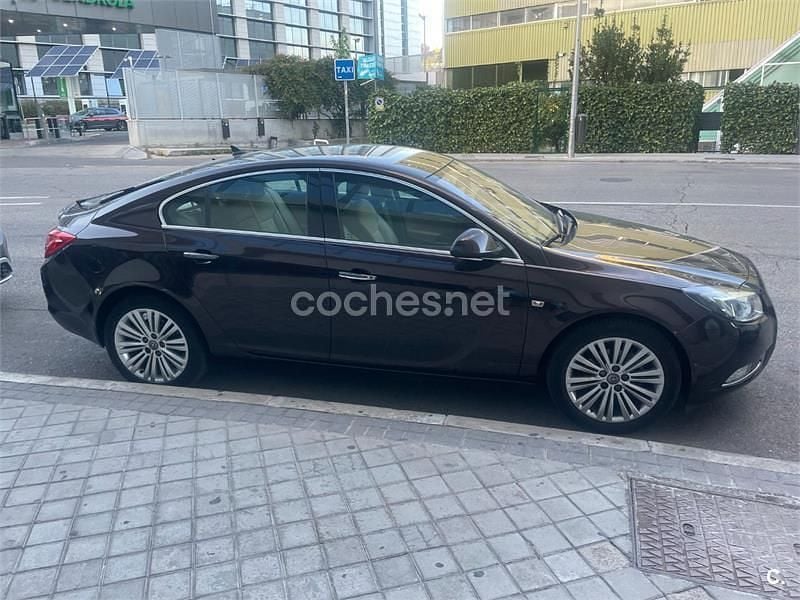 Marrón Usado 2013 Opel Insignia Excellence Berlina | 6300 € (Super precio) - Imagen 1/4