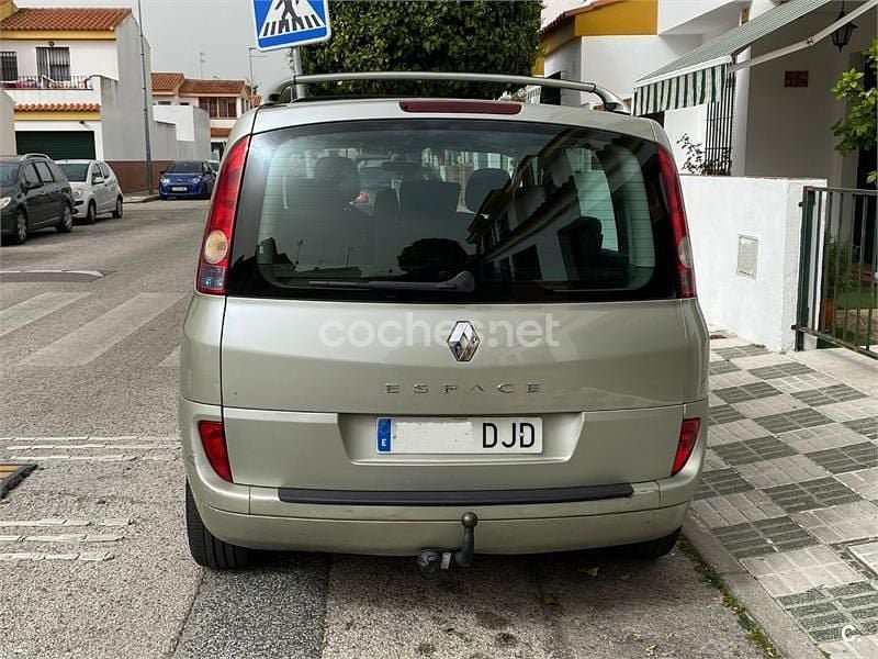 Usado Renault Espace Expression 120 CV (88 kW) 2005 Beige Monovolumen