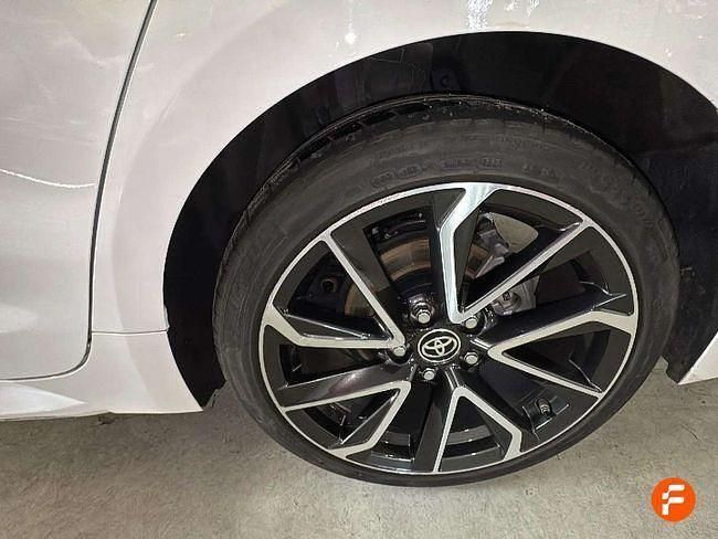 Usado Toyota Corolla Active 180 CV (132 kW) 2020 Blanco Berlina