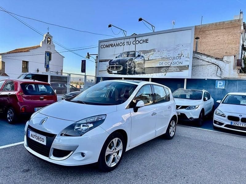 Usado Renault Scénic III Dynamique 130 CV (95 kW) 2012 Blanco Monovolumen