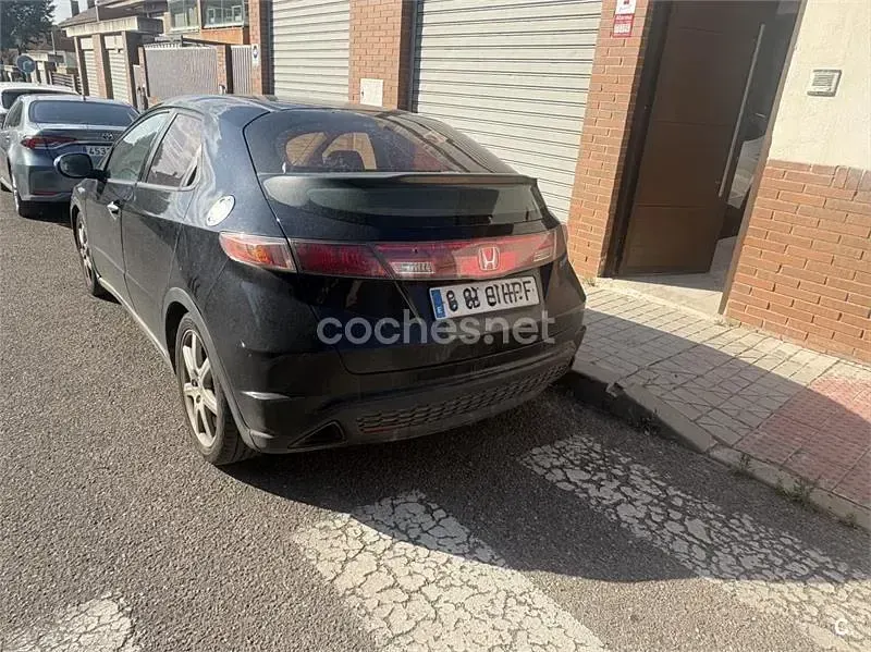 Usado Honda Civic Sport 140 CV (102 kW) 2008 Negro Berlina