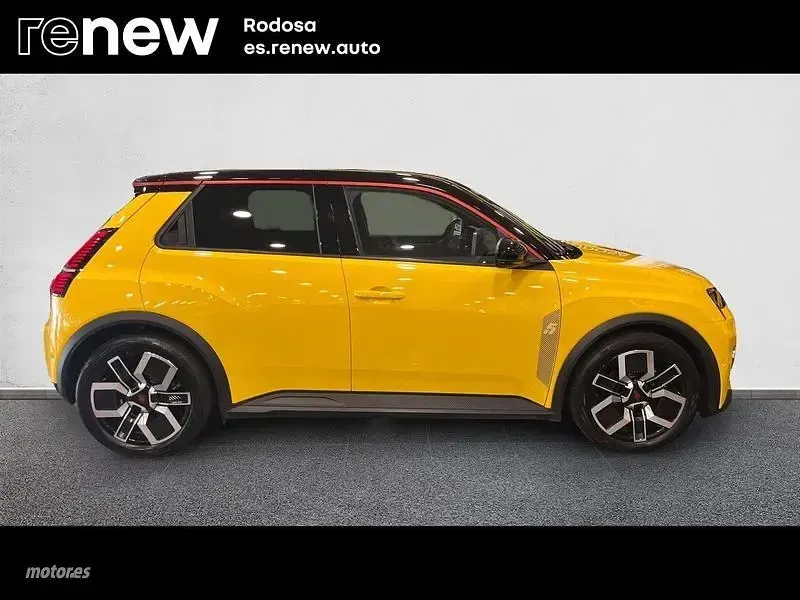 Usado Renault 5 E-Tech Techno 88 kW (120 CV) 2025 Amarillo Berlina