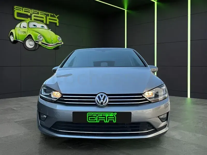 Usado VW Golf Sportsvan Sportline 150 CV (110 kW) 2016 Gris / plata Monovolumen