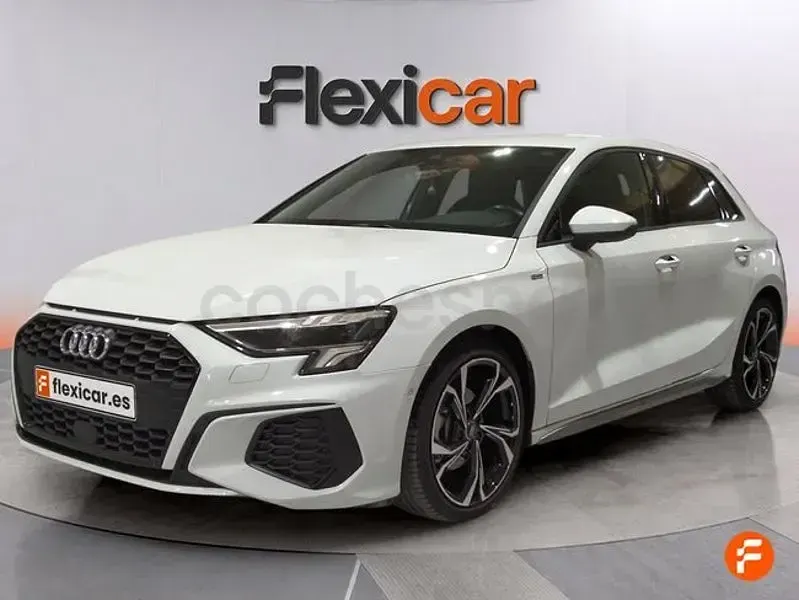 Usado Audi A3 S-Line 150 CV (110 kW) 2023 Blanco Berlina