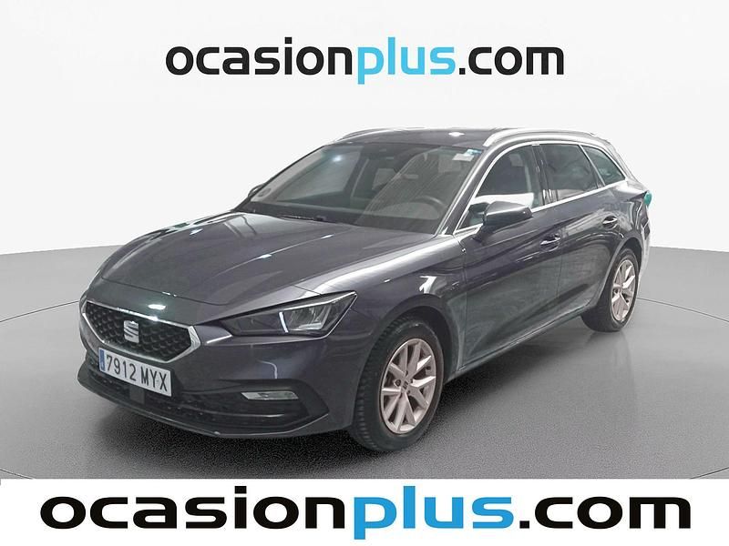 Usado Seat Leon Style 116 CV (85 kW) 2025 Gris Monovolumen