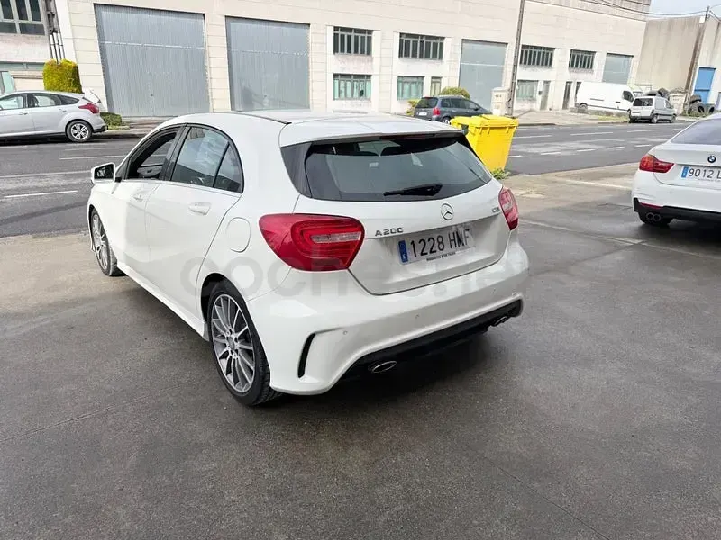 Usado Mercedes A200 AMG 136 CV (100 kW) 2013 Blanco Berlina