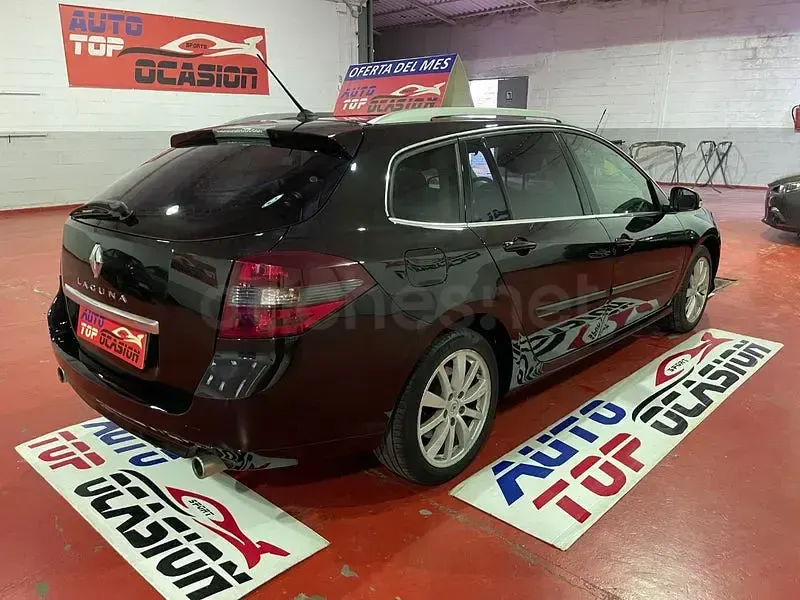 Usado Renault Laguna III GT 150 CV (110 kW) 2013 Negro Familiar