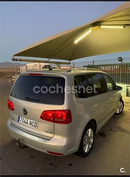 Gris / plata Usado 2011 VW Touran Advance Monovolumen | 9700 € (Precio justo) - Imagen 1/2