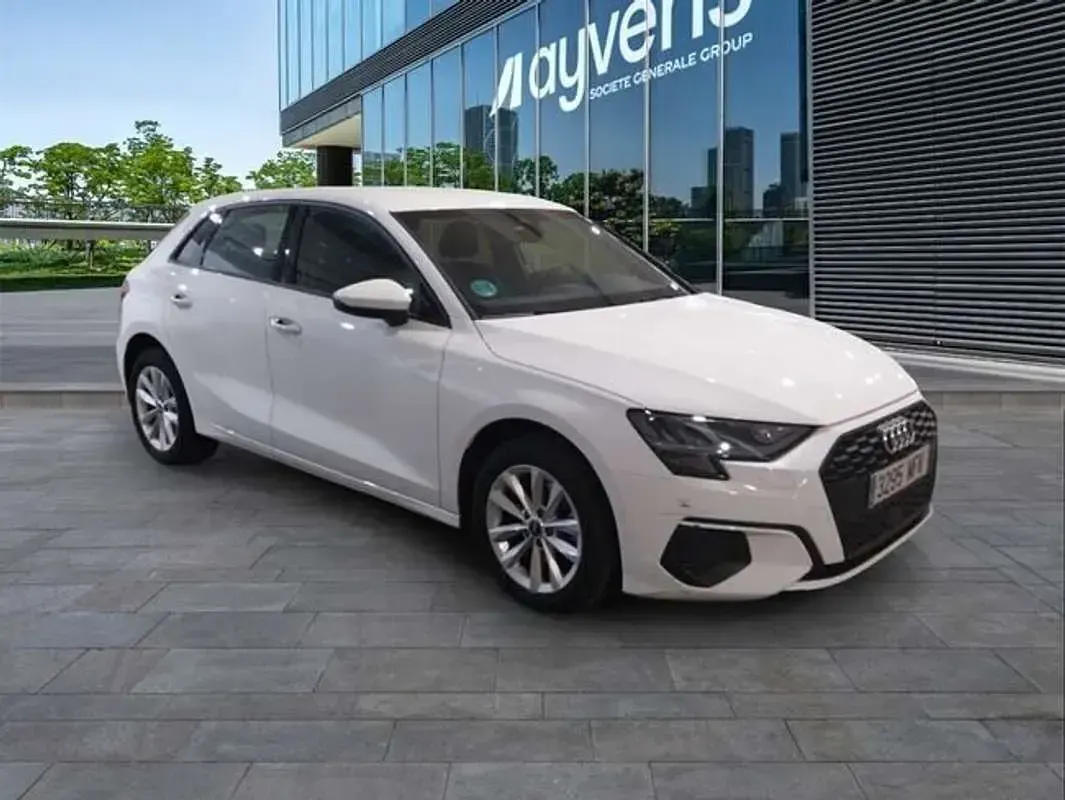 Usado Audi A3 Sportback 116 CV (85 kW) 2023 Blanco Utilitario